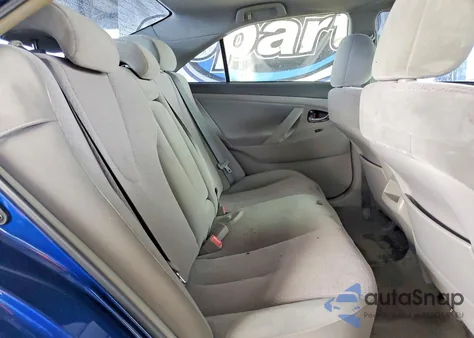 2010 Toyota Camry Base z USA, uszkodzony, nr VIN 4T4BF3EK4AR076156